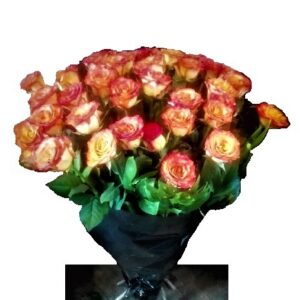 Ритуальная корзина из роз — 34 шт.